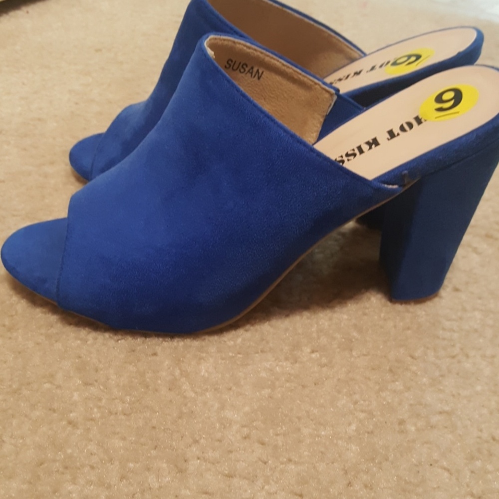 Hot kiss blue mule chunk heel - Picture 3 of 4